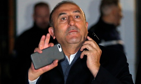 Холандия спря още един турски министър, Франция пусна друг