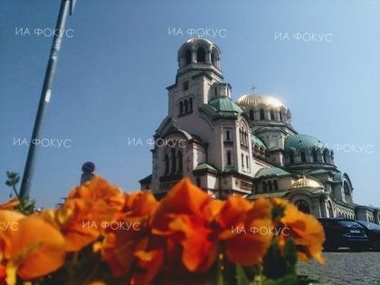 НИМХ: Утре максималните температури ще са между 16° и 21°, след обяд в югозападните райони ще превали краткотраен дъжд