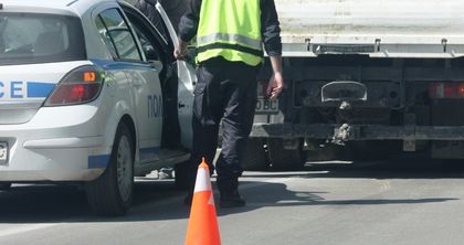 Фатален инцидент във Варна: Микробус блъсна жена при движение на заден ход