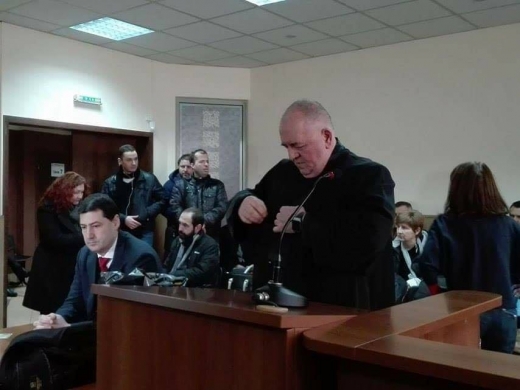 Напрежение в съда, прекъснаха заседанието по отстраняването на Иван Тотев от длъжност (СНИМКИ)