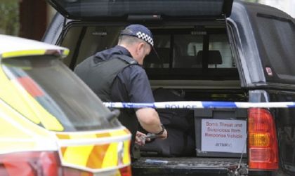 Врив в Манчестър, но контролиран от полицията при обиск