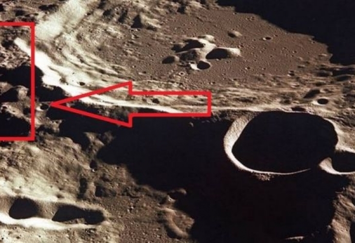 Останки от НЛО са открити на тъмната страна на Луната