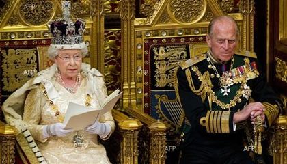 The Guardian: Тереза Мей може да отложи речта на кралицата заради Брекзит