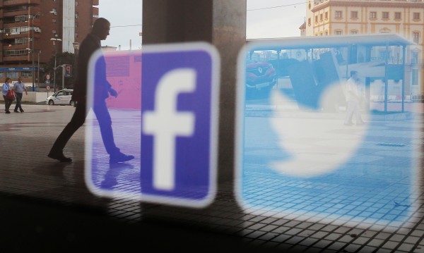 Профили с руска пропаганда изтрити от Facebook, Twitter...