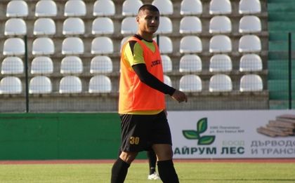 Ботев преотстъпи играч на Несебър