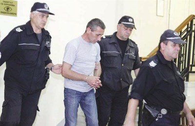 Поискаха 30 г. затвор за железаря, убил с трион жена си