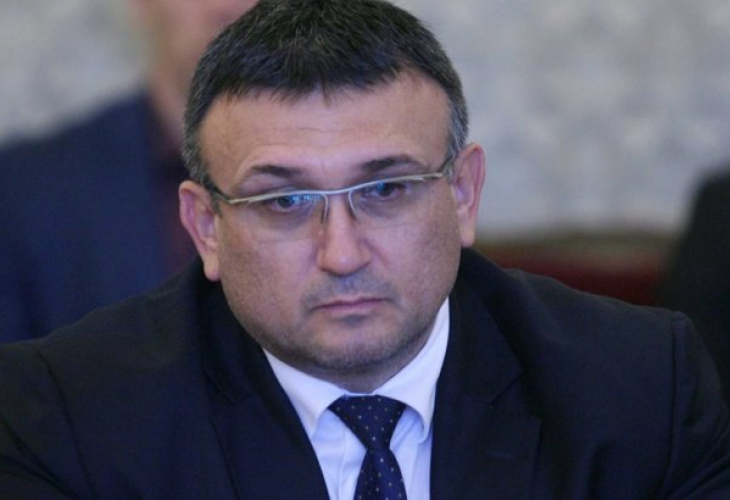 Министър Маринов преди среща с ФБР с нови разкрития за касапина, окървавил Нова Зеландия: Каква е връзката му с българи?