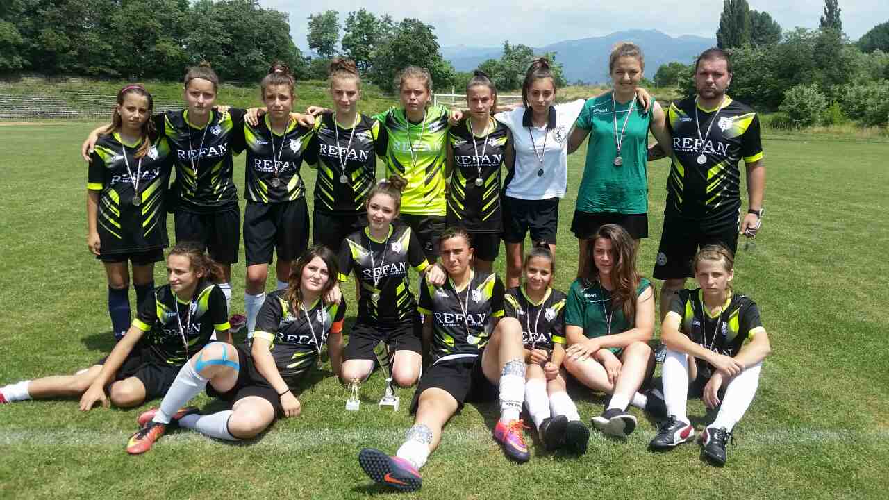 ЖФК Пълдин стана втори в България! Пловдивчанки на косъм от златото (СНИМКИ)