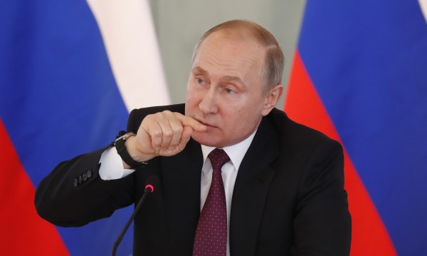 Преизбирането на Путин сигурно. Но ще изпълни ли той обещанията си?
