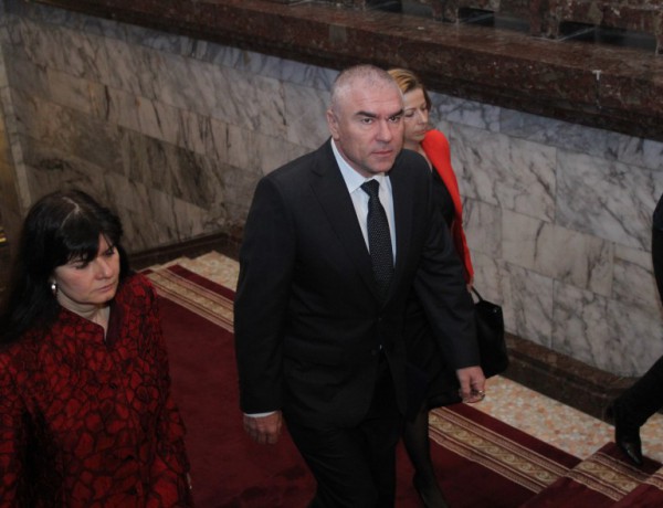 Парламентът създаде комисия за имунитета на Марешки