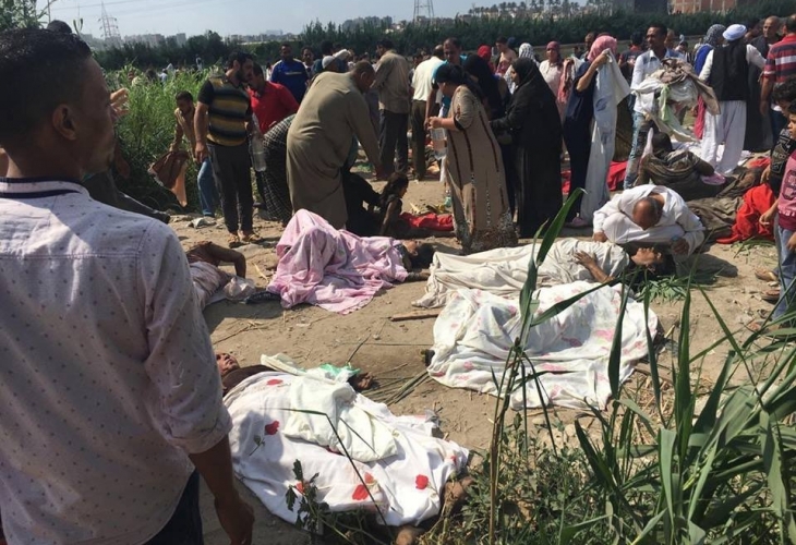 Броят на загиналите при влаковата катастрофа в Египет достигна 49 души
