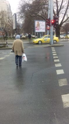 Камикадзета в пенсия минават на червено
