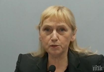 Елена Йончева напира за нов конфликт с Борисов, атакува го в парламента