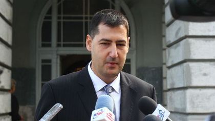 Пещеходната зона на площад