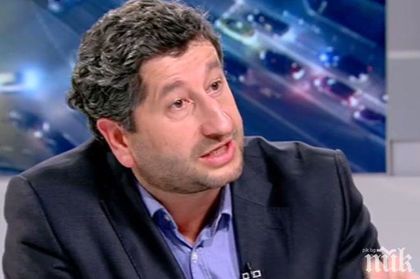 Христо Иванов обвинен от активисти на 