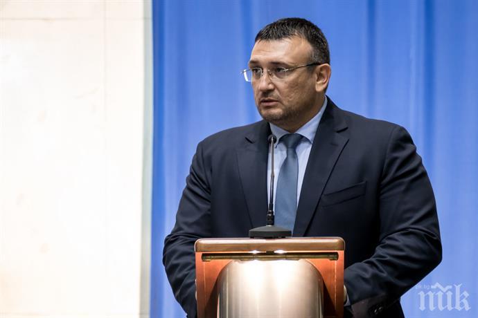 Министър Маринов: Няма извънредна ситуация в Бургас