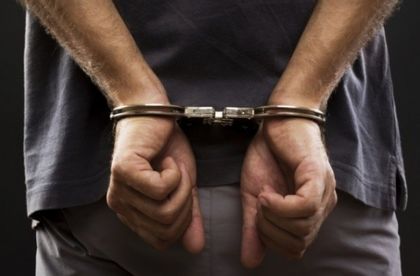 Спипаха 40-годишен криминално проявен столичанин за изнудване и лихварство