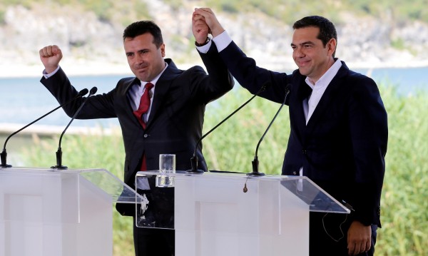 Не било шега: Заев и Ципрас – номинирани за Нобел за мир