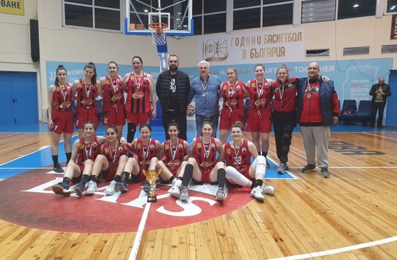 Локомотив Стара Загора спечели бронзовите медали в женското баскетболно първенство