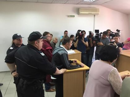 6 години и половина затвор при строг режим за Евстатиев (СНИМКИ и ВИДЕО)