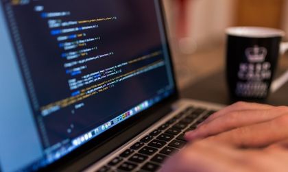 Светът е в очакване - ще рухне ли интернет на 11 октомври?