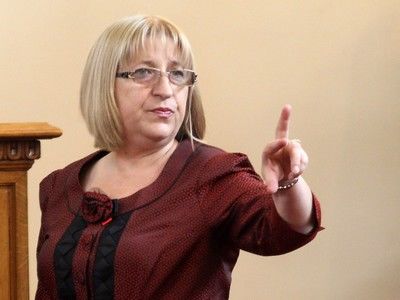 Ще може ли Цецка Цачева да влезе в парламента? Ето и отговорът!