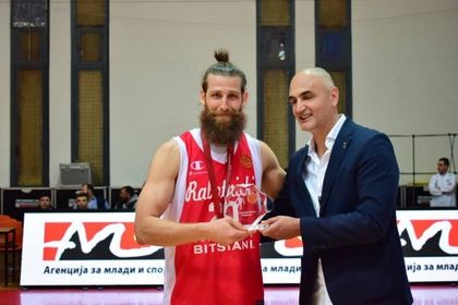 Чавдар Костов с две индивидуални награди след победата на Работнички в турнира за Купата на Северна Македония