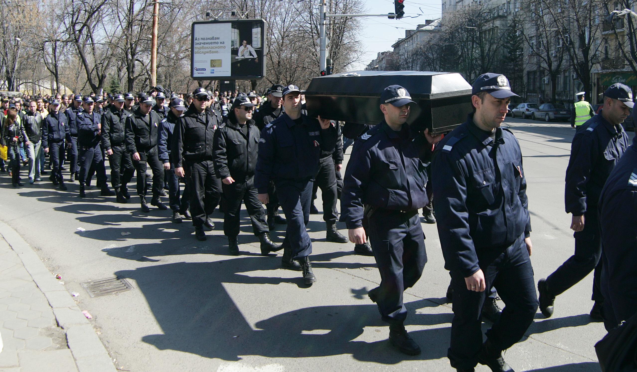 Пловдивски полицаи заминават за националния протест