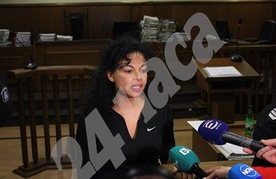 И тоалетната хартия на Баневи за сметка на приватизираните заводи