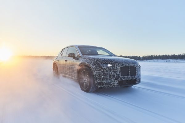 BMW iNEXT: бъдещето на радостта от шофирането се подготвя на Полярния кръг