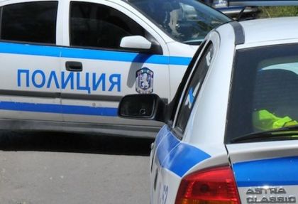 Откриха нещо зловещо в изоставен строеж до стадиона в Троян