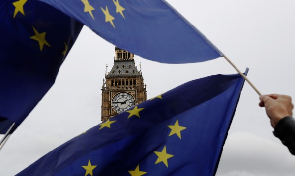 Мюзикъл, вдъхновен от Brexit - хит в Лондон