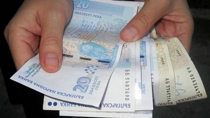 Заплатите в област Пловдив извън топ 5 в страната