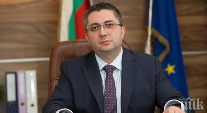 ВАЖНО! Министър Нанков с последни подробности за ударните строежи на магистралите