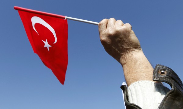 Доживотна присъда за 17 души за опита за преврат в Турция