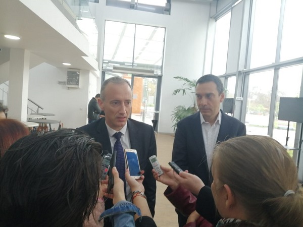 Министър Красимир Вълчев: Като държава трябва със всички средства на политиката, с които разполагаме, да накараме родителите да осигурят правото на образование на децата си