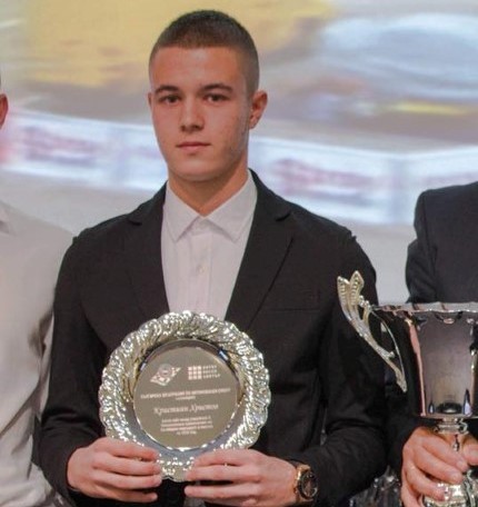 16-годишнен старозагорец с приз за най-млад автомобилен състезател