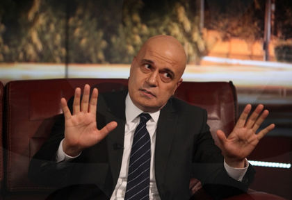 Бареков заби кроше на Слави: Най-голямата простотия е народът да чака Слави да го "оправи"!