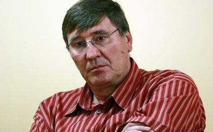 Баскет-федерацията с образователна брошура за черното тото