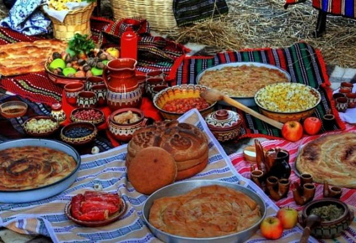 На трапезата задължително трябва да има…
