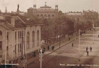 Мистерията е разкрита! Ето къде за първи път са яли козунак в България