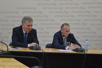 Министър Вълчев опроверга в Благоевград слуховете, стигнали до Гърция, че местят ЮЗУ в Пловдив или Перник