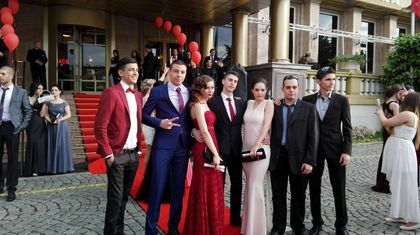 СНИМКИ: Доста повече блясък и класа днес пред Тримонциум