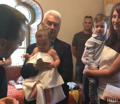 Волен Сидеров кръсти сина на Илиан Тодоров
