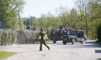 Американска военна техника по пътищата на България
