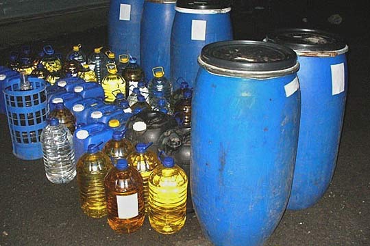 Задигнаха 400 литра домашна ракия от мазе в Стамболийски