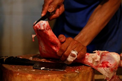 Доклад: По-голямата част от месото към 2040 г. няма да идва от мъртви животни