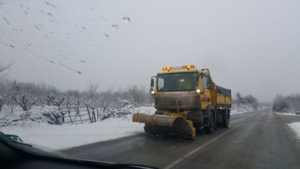 Благоевград: Проходими при зимни условия са пътищата в община Петрич, извършени са обработки срещу заледяване