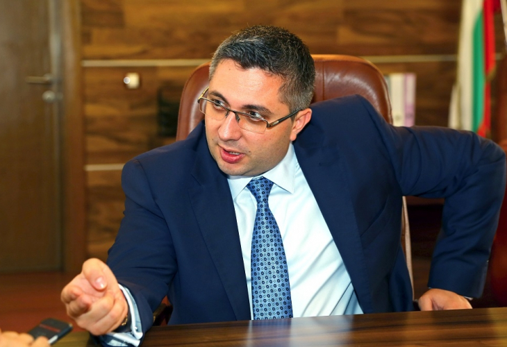 Министър Нанков обясни какво се прави, за да не се повтори трагедията с прегазения на зебра ученик