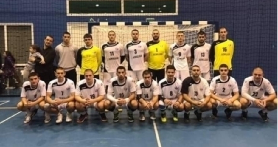 Хандбалистите на „Спартак” завършиха в Топ 4. Предстои варненско дерби на 1/2-финала